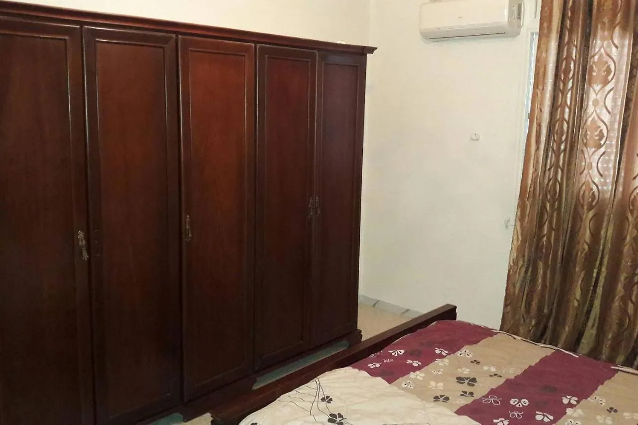 Rent Apartment F4 Richly Furnished In Tunis Sukrah 0*,  Tunisien